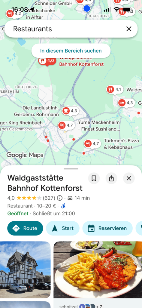 Google Maps zeigt eine Karte mit Restaurant-Markierungen. Oben ist die Suchleiste mit "Restaurants" sichtbar. Unten wird die ausgewählte Waldgaststätte Bahnhof Kottenforst mit 4,0 Sternen, Öffnungszeiten, Bewertungen und Restaurant-Fotos angezeigt.